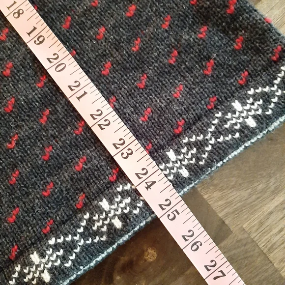 Woolrich Wool Winter Holiday Sweater - Picture 9 of 13